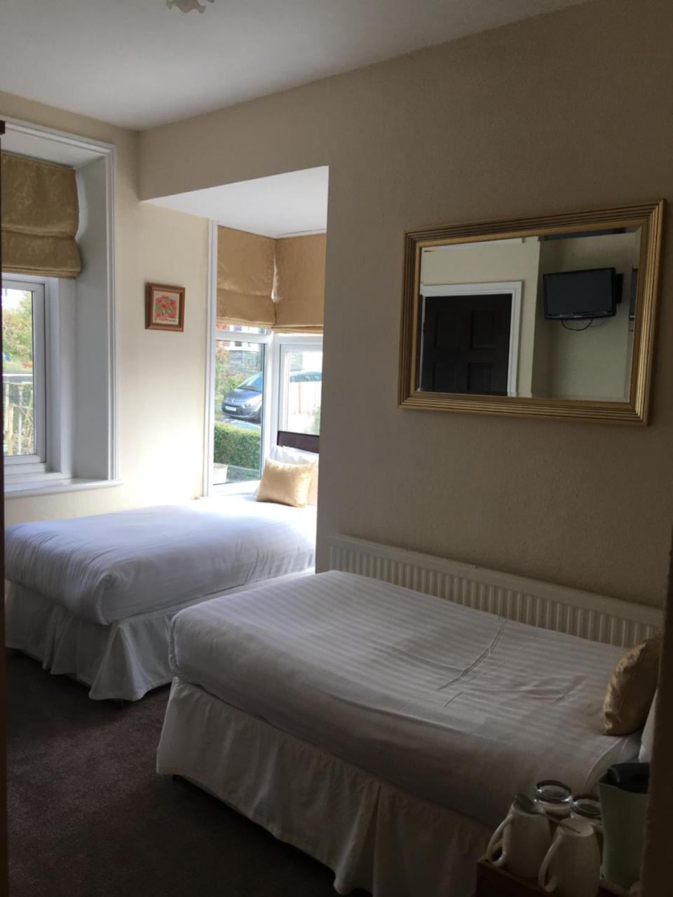 Lincoln Guest House Кесвик Экстерьер фото